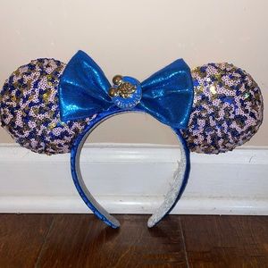 Disney mouse ears